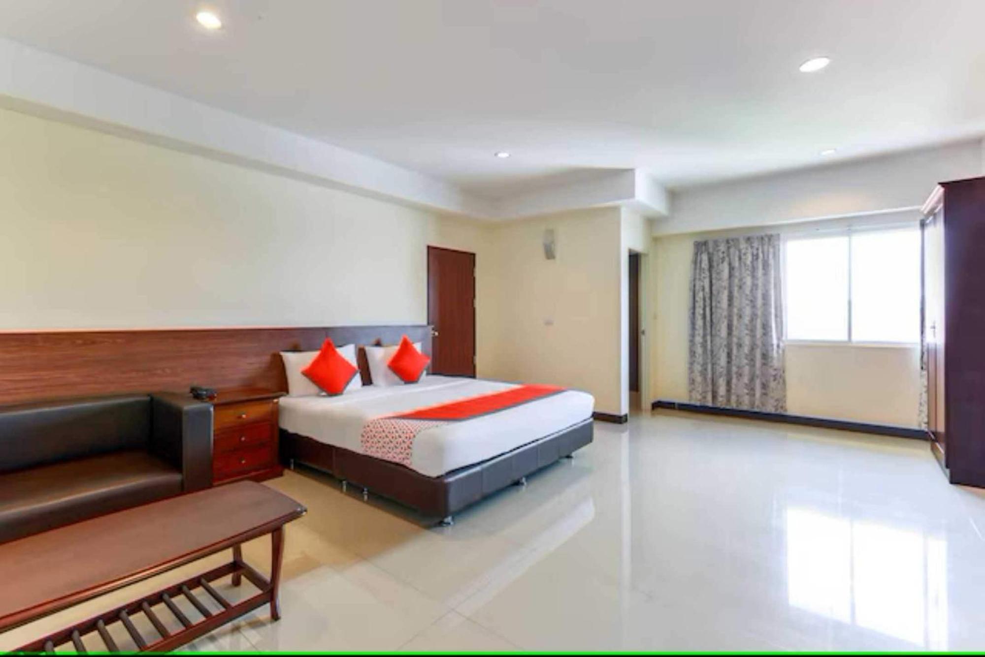 Dancenter Vresotel Khách sạn